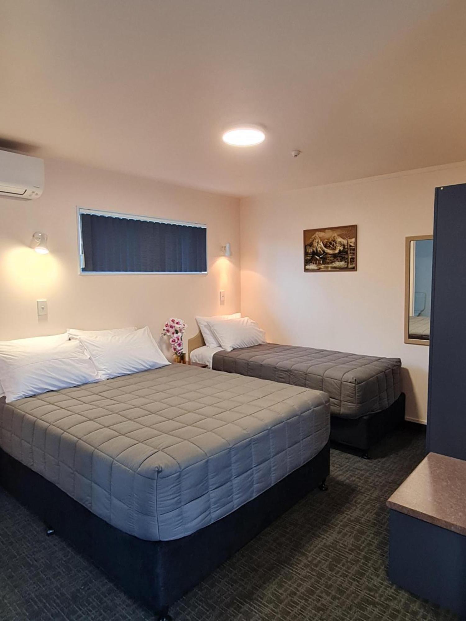 Avenue Heights Motel Whangarei Exterior foto